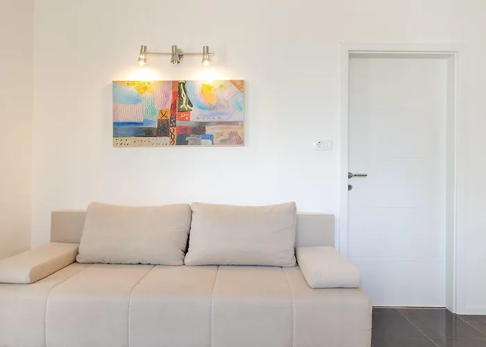 Mediterranes Nur 300 Meter Zum Mit Privatparkplatz, Grill, Klima Διαμέρισμα Crikvenica